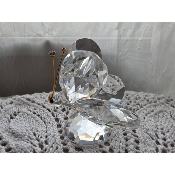 Swarovski Crystal Butterfly Figurine With Faceted Design & Gold Accents - Picture 8 of 13